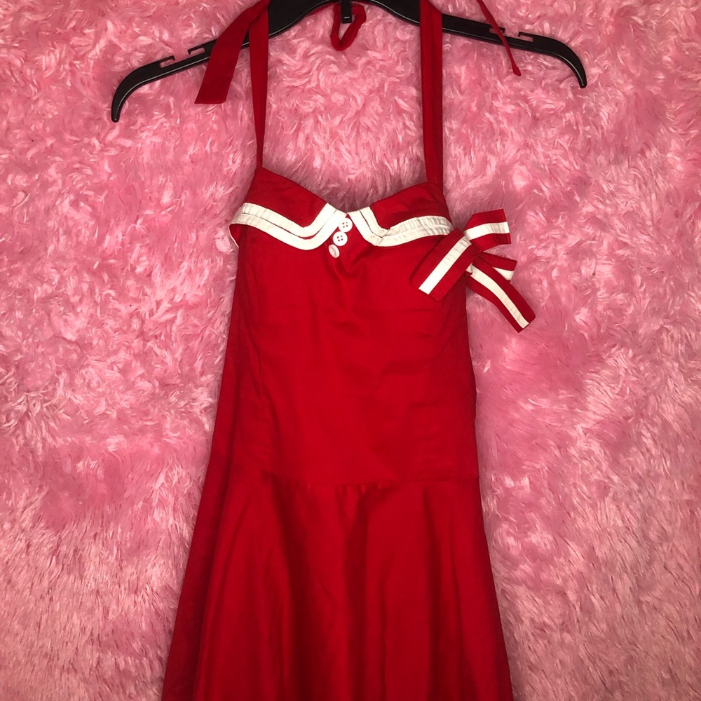 Candy Red halter neck sweetheart dress 🌹